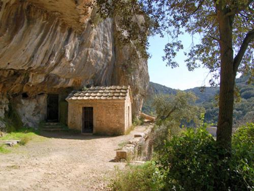 Proche Uzes Le Cocon Du Peintre Anglais Sanilhac-et-Sagries Экстерьер фото
